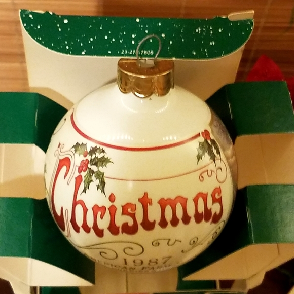 Hallmark Precious Moments & Keepsake Ornaments - Picture 3 of 7